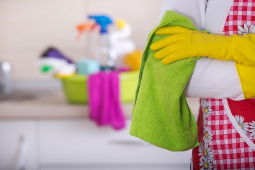Preparing a rental property for end of tenancy cleaning